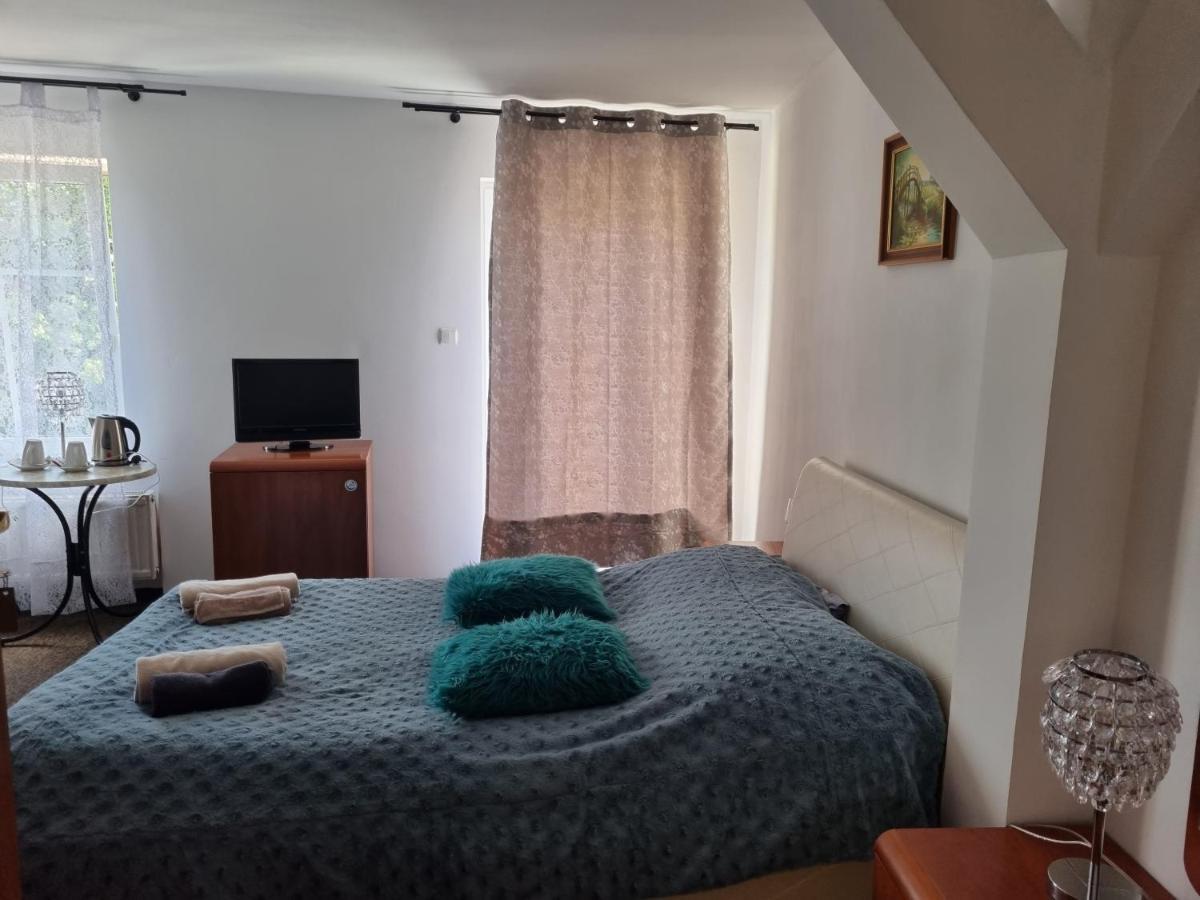 Przy Zelaznym Moscie Bed and Breakfast Kłodzko Esterno foto