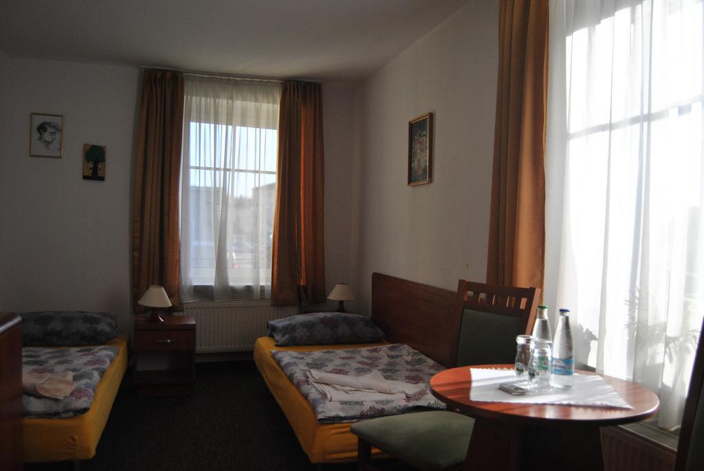 Przy Zelaznym Moscie Bed and Breakfast Kłodzko Camera foto